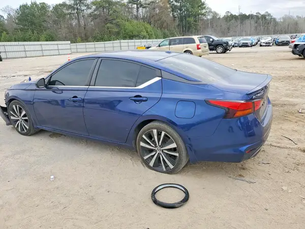 1N4BL4CV6KC215789 2019 NISSAN ALTIMA - Image 2