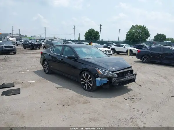 1N4BL4CV6KC221804 2019 NISSAN ALTIMA - Image 1