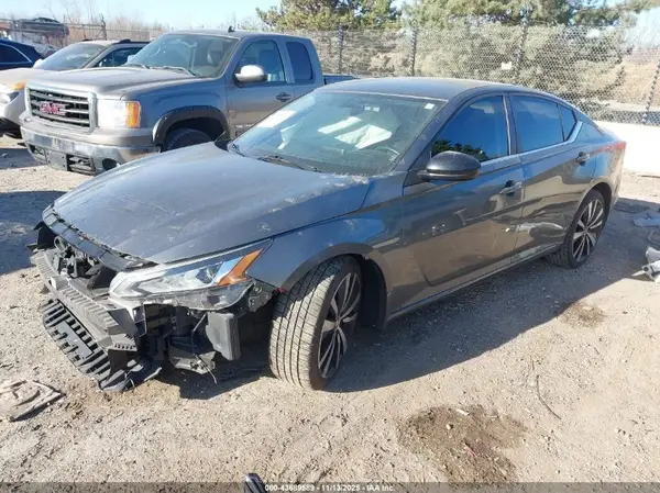 1N4BL4CV6KC254561 2019 NISSAN ALTIMA - Image 2