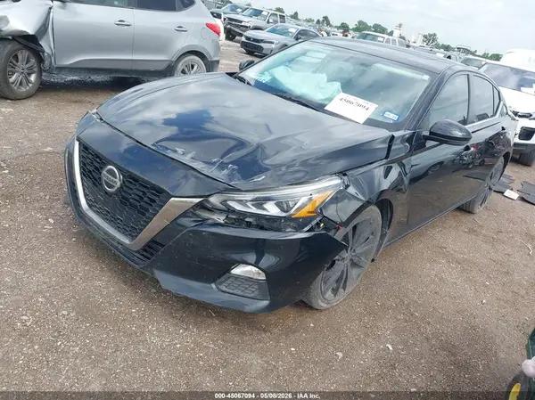 1N4BL4CV6KN301284 2019 NISSAN ALTIMA - Image 2