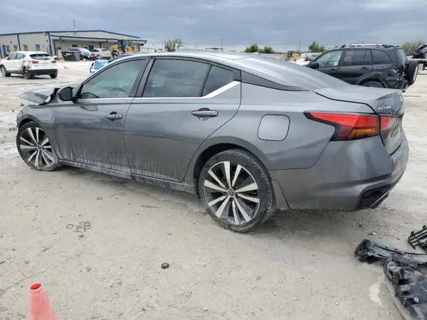 1N4BL4CV6KN320322 2019 NISSAN ALTIMA - Image 2