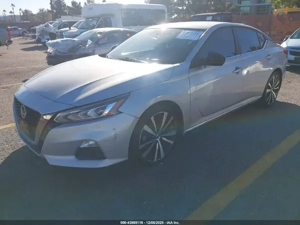 1N4BL4CV6KN321924 2019 NISSAN ALTIMA - Image 2