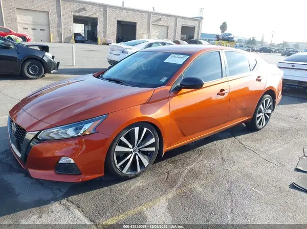 1N4BL4CV6LC124264 2020 NISSAN ALTIMA - Image 2
