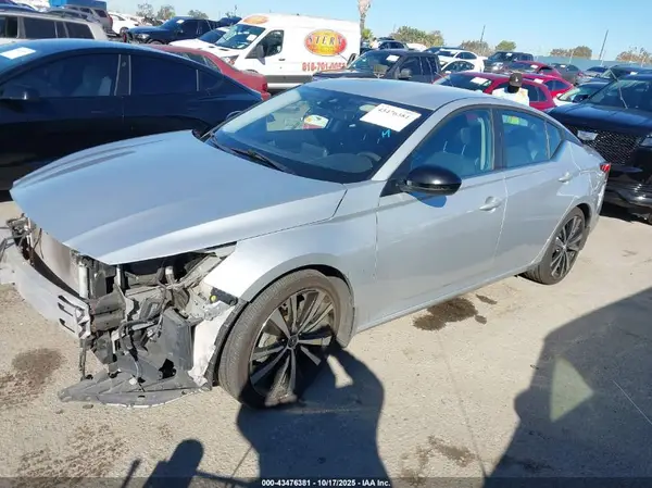 1N4BL4CV6LC171505 2020 NISSAN ALTIMA - Image 2