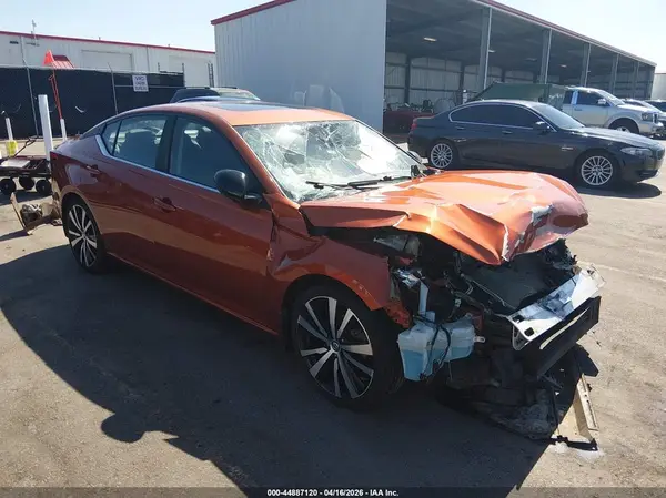 1N4BL4CV6LC176221 2020 NISSAN ALTIMA - Image 1