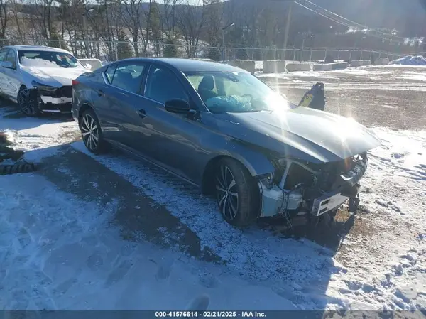 1N4BL4CV6LC178549 2020 NISSAN ALTIMA - Image 1