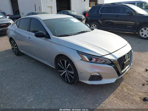 1N4BL4CV6LC189048 2020 NISSAN ALTIMA - Image 1