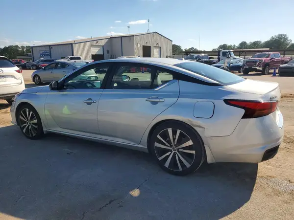 1N4BL4CV6LC220119 2020 NISSAN ALTIMA - Image 2