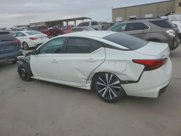 1N4BL4CV6LC254657 2020 NISSAN ALTIMA - Image 2