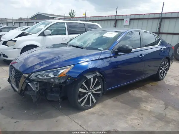 1N4BL4CV6LC278909 2020 NISSAN ALTIMA - Image 2