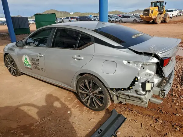 1N4BL4CV6LC281860 2020 NISSAN ALTIMA - Image 2