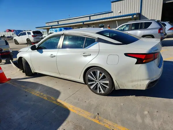 1N4BL4CV6LC286153 2020 NISSAN ALTIMA - Image 2