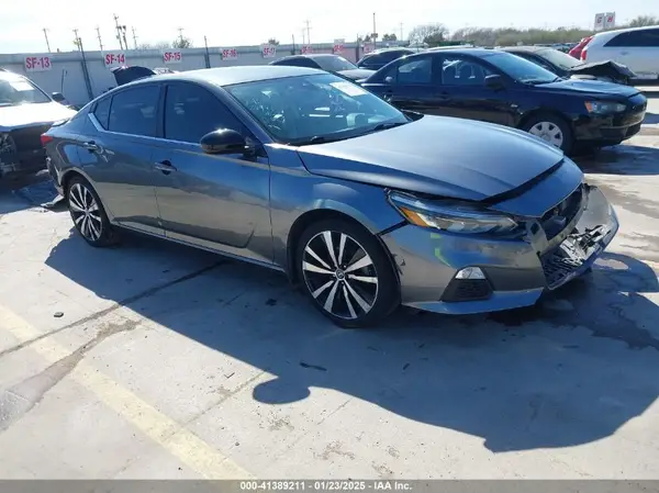 1N4BL4CV6LN316675 2020 NISSAN ALTIMA - Image 1