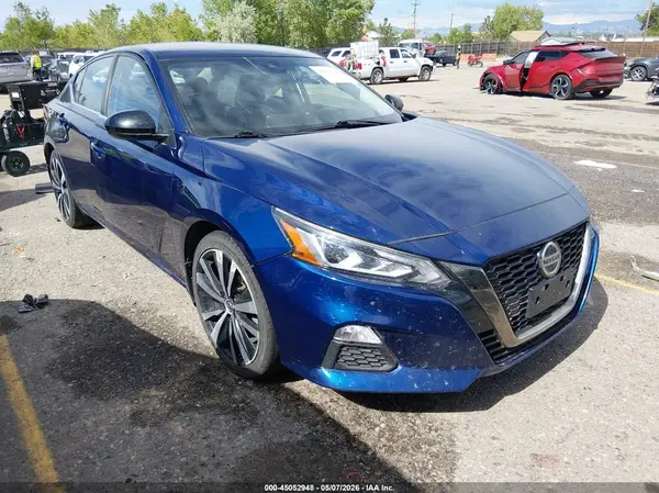 1N4BL4CV6LN317700 2020 NISSAN ALTIMA - Image 1