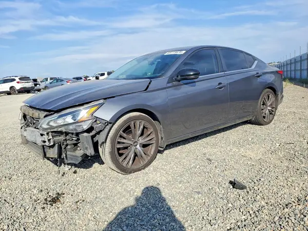 1N4BL4CV6LN319687 2020 NISSAN ALTIMA - Image 1