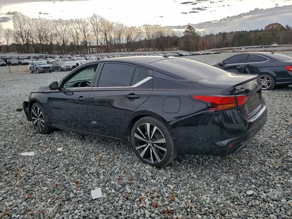 1N4BL4CV6MN306746 2021 NISSAN ALTIMA - Image 2