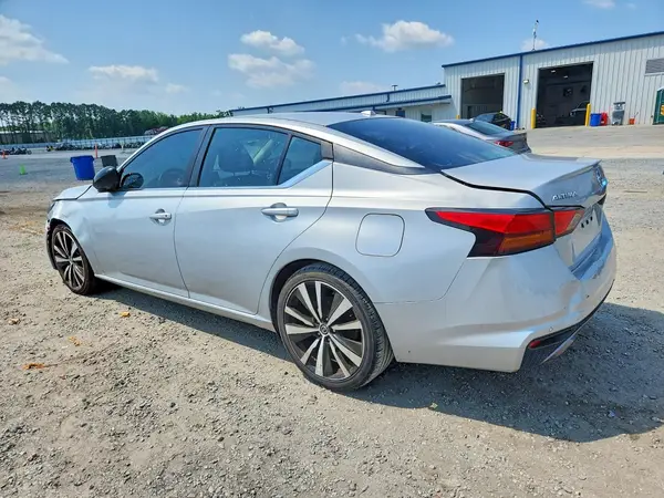 1N4BL4CV6MN310005 2021 NISSAN ALTIMA - Image 2