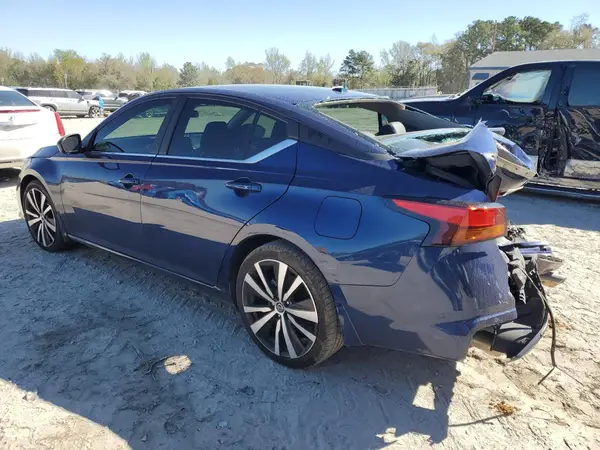 1N4BL4CV6MN331128 2021 NISSAN ALTIMA - Image 2