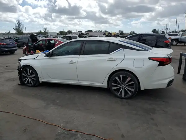 1N4BL4CV6MN356286 2021 NISSAN ALTIMA - Image 2