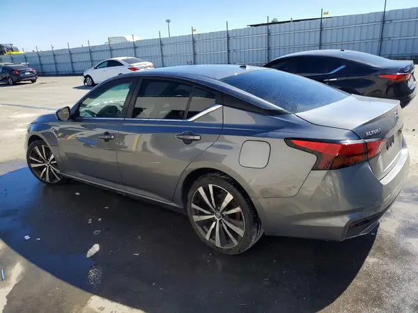 1N4BL4CV6MN387537 2021 NISSAN ALTIMA - Image 2