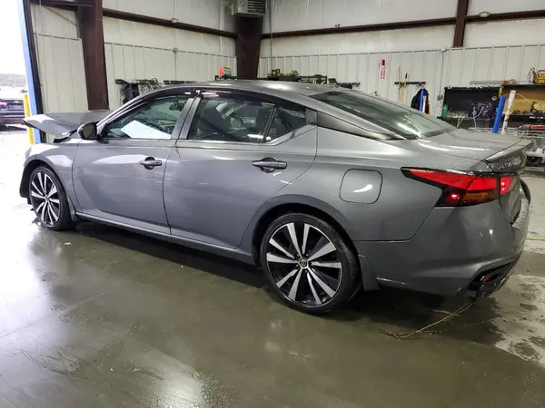 1N4BL4CV6MN389112 2021 NISSAN ALTIMA - Image 2