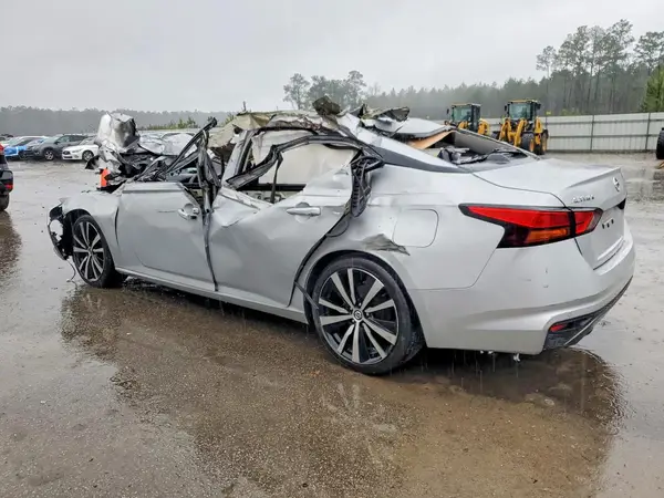 1N4BL4CV6MN389675 2021 NISSAN ALTIMA - Image 2