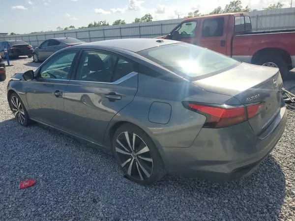 1N4BL4CV6MN405261 2021 NISSAN ALTIMA - Image 2