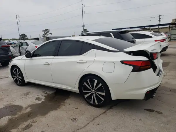 1N4BL4CV6MN407303 2021 NISSAN ALTIMA - Image 2