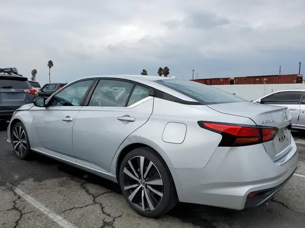 1N4BL4CV6MN410900 2021 NISSAN ALTIMA - Image 2
