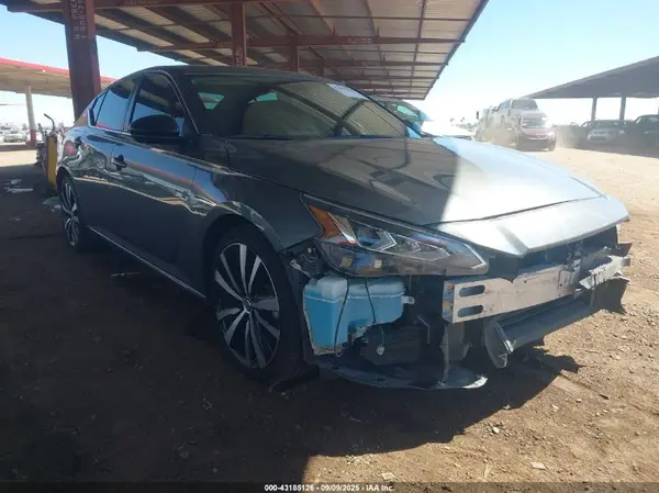 1N4BL4CV6MN411142 2021 NISSAN ALTIMA - Image 1