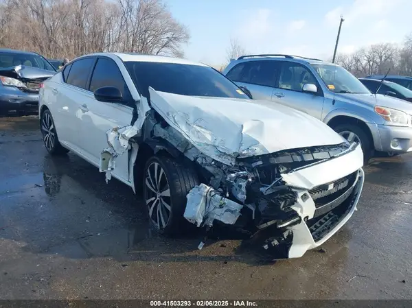 1N4BL4CV6MN416924 2021 NISSAN ALTIMA - Image 1