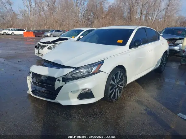 1N4BL4CV6MN416924 2021 NISSAN ALTIMA - Image 2
