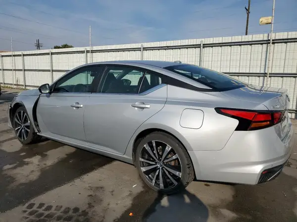 1N4BL4CV6MN418978 2021 NISSAN ALTIMA - Image 2