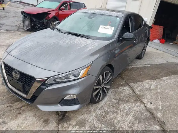 1N4BL4CV6MN421024 2021 NISSAN ALTIMA - Image 2