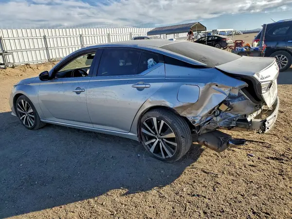 1N4BL4CV6NN316825 2022 NISSAN ALTIMA - Image 2