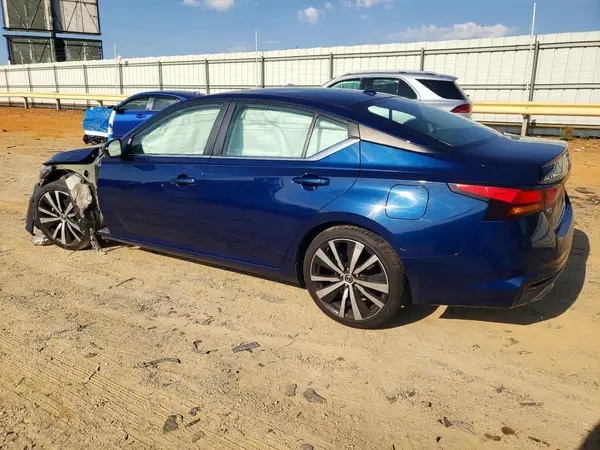 1N4BL4CV6NN319059 2022 NISSAN ALTIMA - Image 2