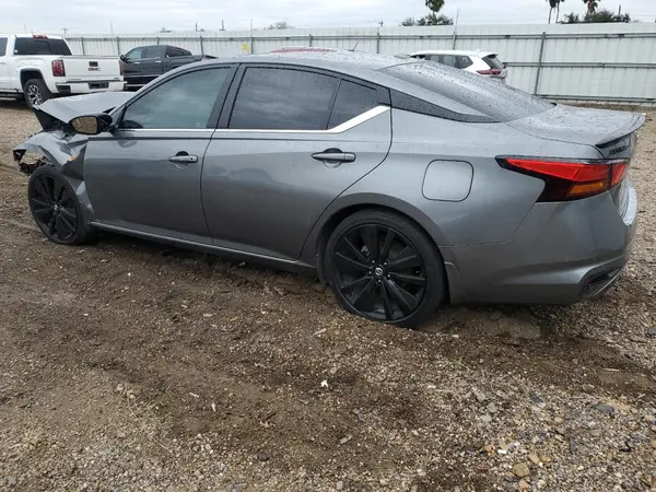 1N4BL4CV6NN326156 2022 NISSAN ALTIMA - Image 2