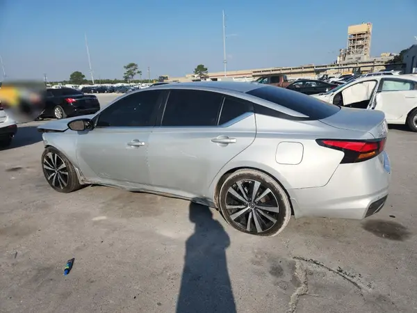 1N4BL4CV6NN337755 2022 NISSAN ALTIMA - Image 2