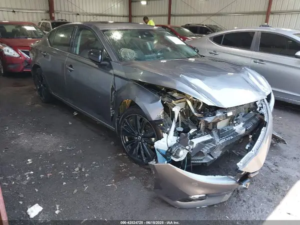 1N4BL4CV6NN338582 2022 NISSAN ALTIMA - Image 1
