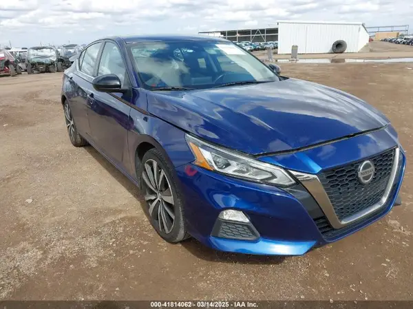 1N4BL4CV6NN344835 2022 NISSAN ALTIMA - Image 1
