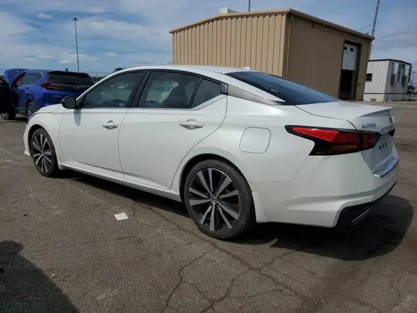 1N4BL4CV6NN352644 2022 NISSAN ALTIMA - Image 2