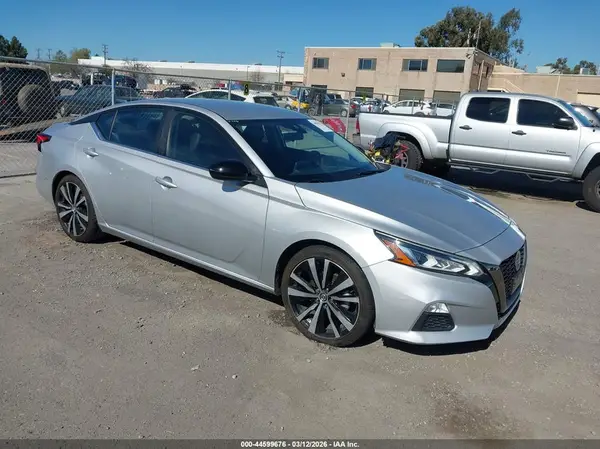 1N4BL4CV6NN355284 2022 NISSAN ALTIMA - Image 1