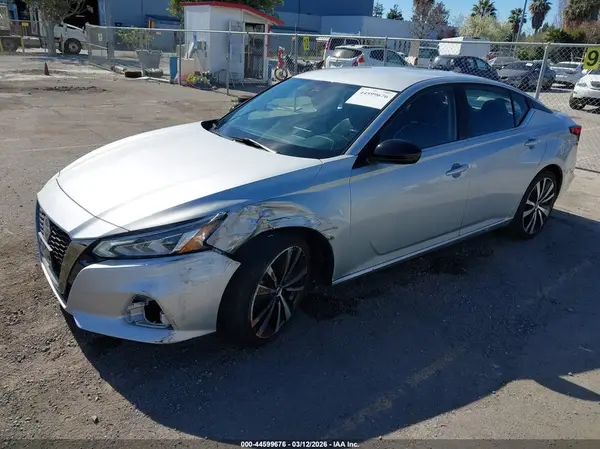 1N4BL4CV6NN355284 2022 NISSAN ALTIMA - Image 2
