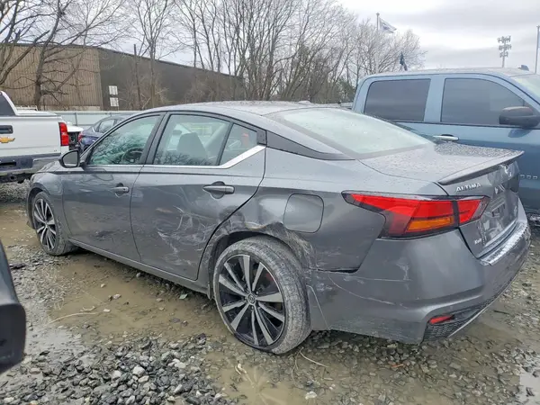 1N4BL4CV6NN355429 2022 NISSAN ALTIMA - Image 2