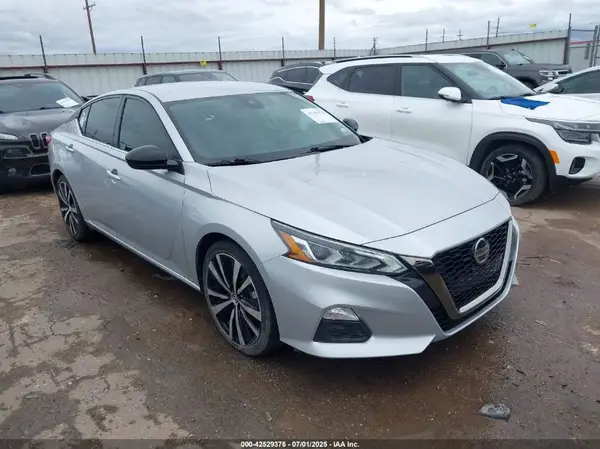 1N4BL4CV6NN357231 2022 NISSAN ALTIMA - Image 1