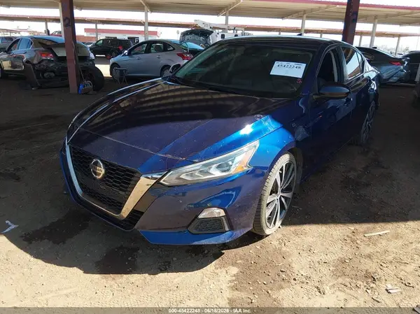 1N4BL4CV6NN358945 2022 NISSAN ALTIMA - Image 2
