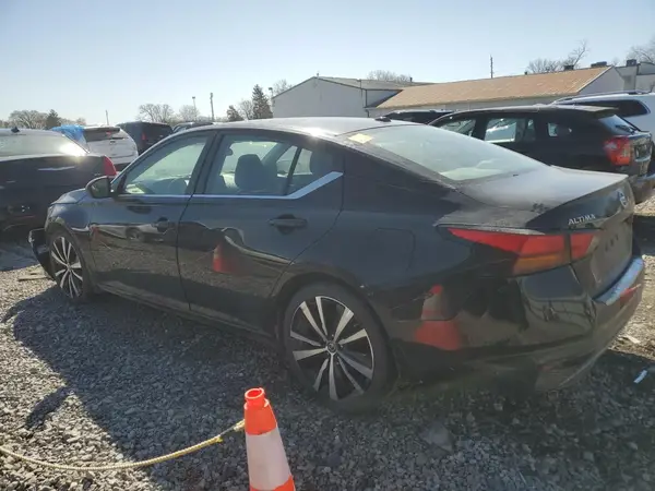 1N4BL4CV6NN364406 2022 NISSAN ALTIMA - Image 2