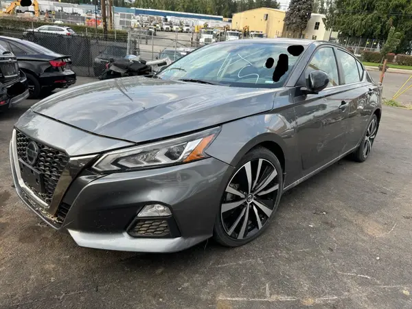 1N4BL4CV6NN365572 2022 NISSAN ALTIMA - Image 2