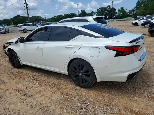 1N4BL4CV6NN376104 2022 NISSAN ALTIMA - Image 2