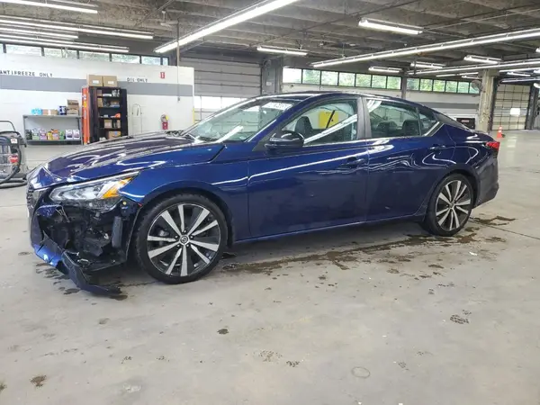 1N4BL4CV6NN384283 2022 NISSAN ALTIMA - Image 1